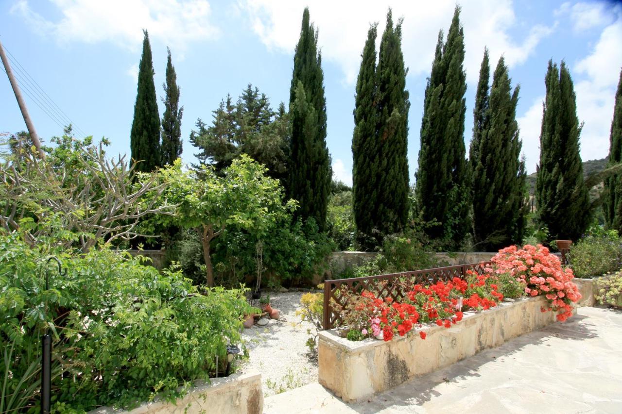 Pissouri Bay Bungalow Villa Exterior photo